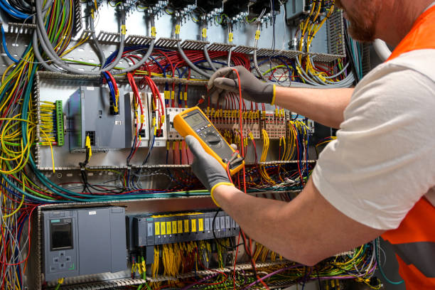 Best Local Electrician Companies  in Edinburg, VA